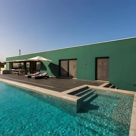 Villa Oikia *
